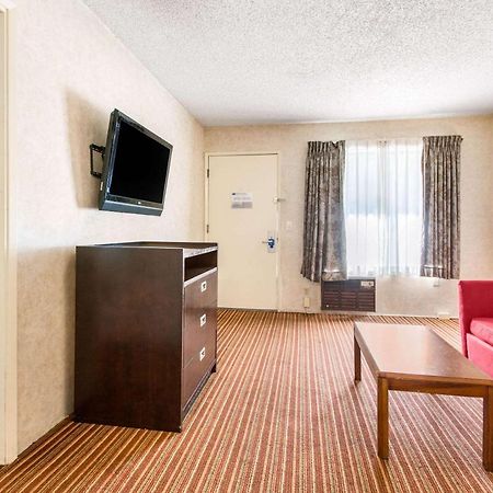 Rodeway Inn & Suites El Cajon San Diego East Exterior foto