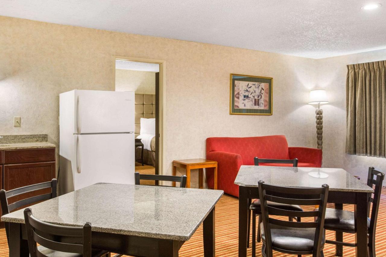 Rodeway Inn & Suites El Cajon San Diego East Exterior foto